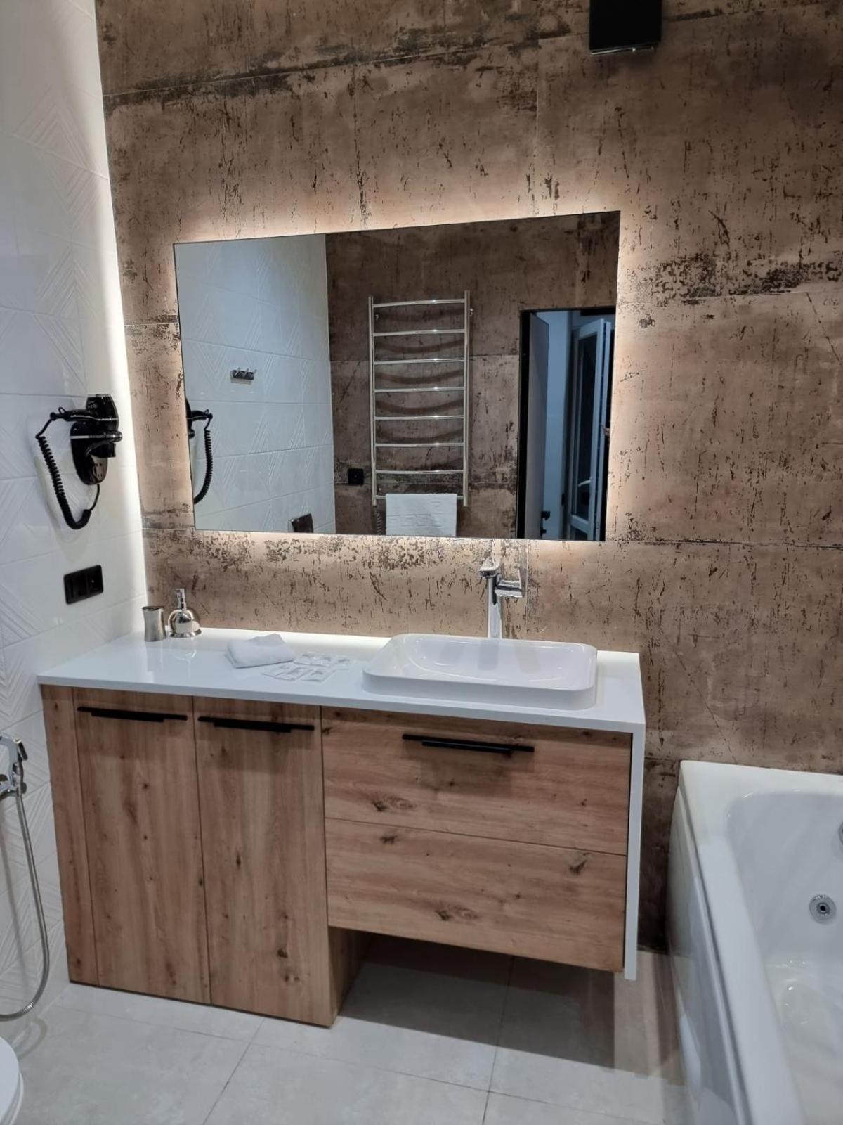 Leogrand Apartments On Krakivska 26 Lviv Eksteriør bilde