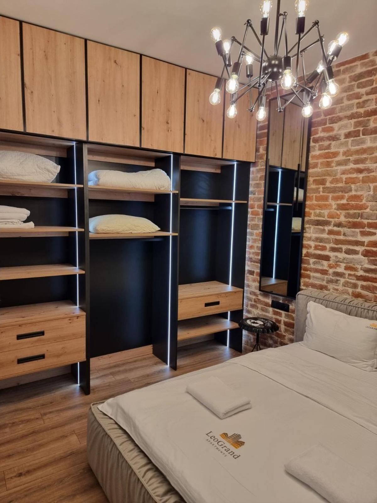 Leogrand Apartments On Krakivska 26 Lviv Eksteriør bilde