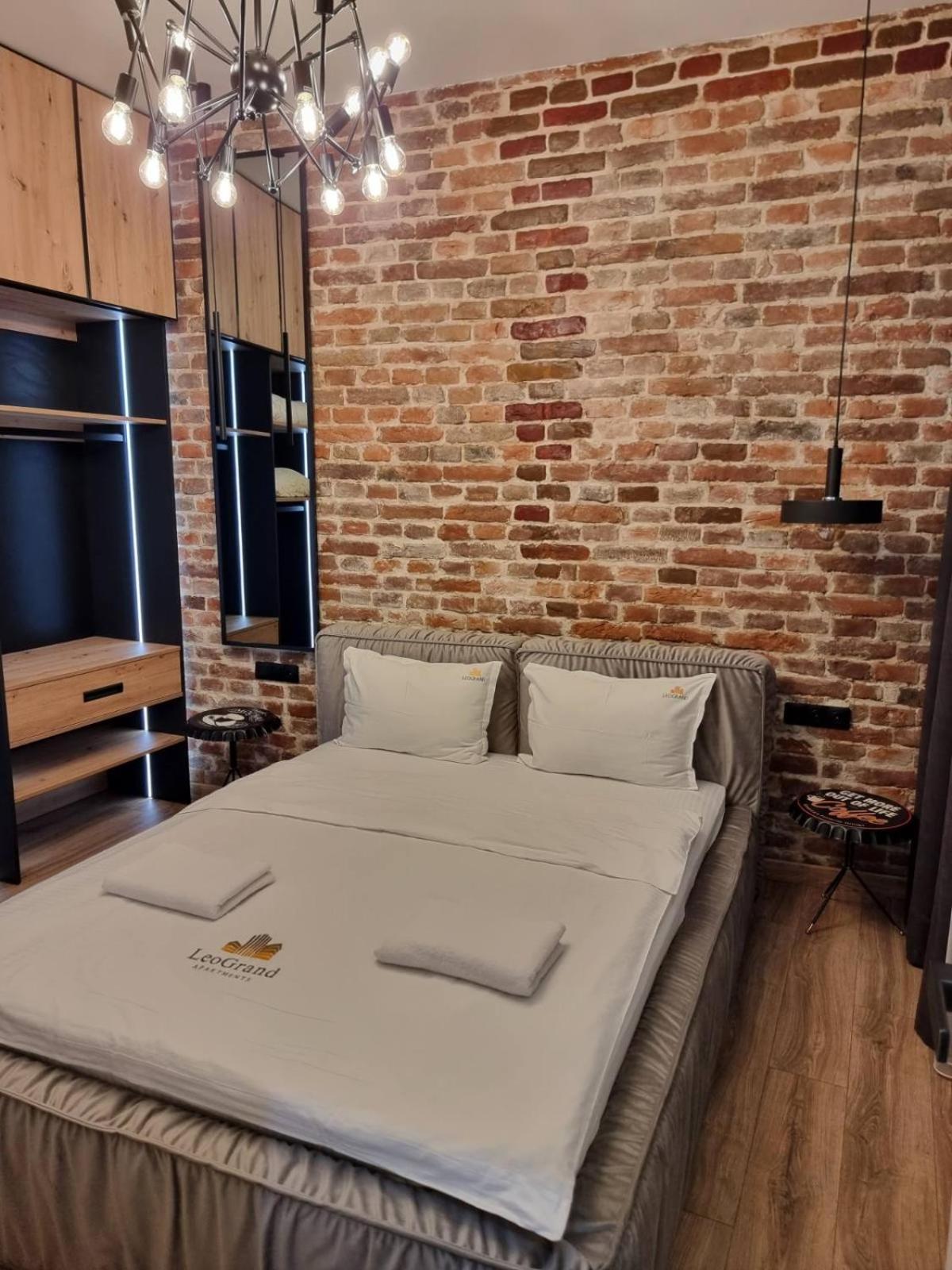 Leogrand Apartments On Krakivska 26 Lviv Eksteriør bilde
